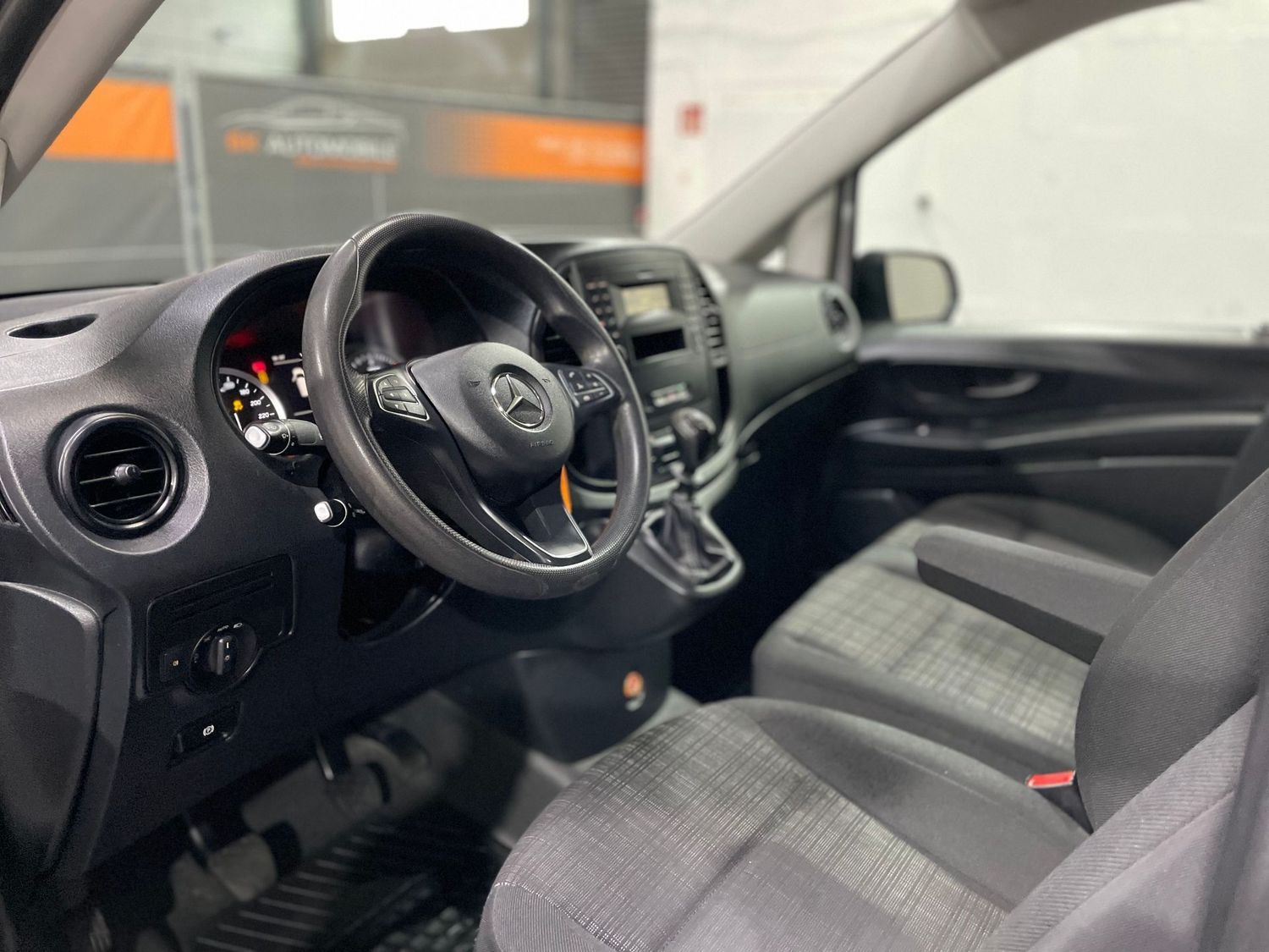 Fahrzeugabbildung Mercedes-Benz Vito 114 CDI lang #LED#Klima#Tempomat