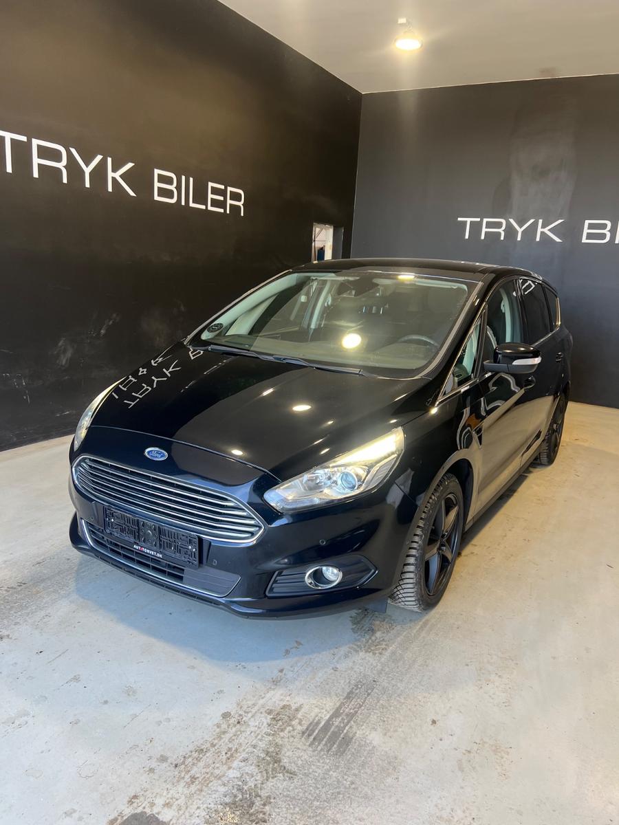 Ford S-MAX Titanium