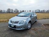 Toyota Avensis Combi Sol 1.8 Valvematic SolStandheizung - Toyota Avensis: Sol