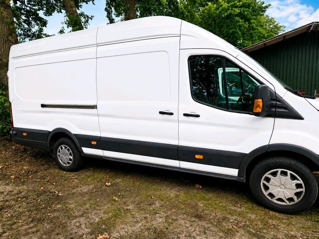 Image of Ford Transit