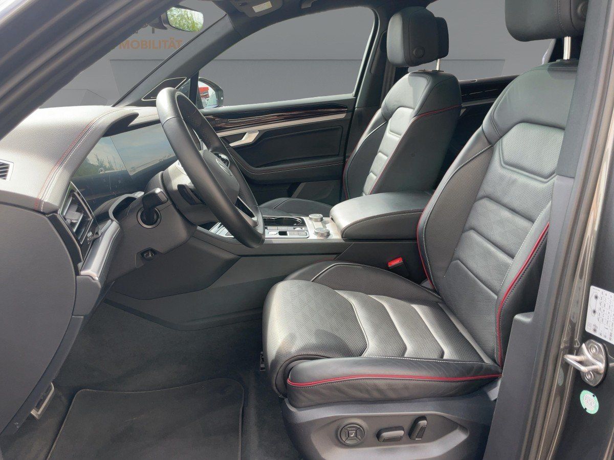 Volkswagen Touareg Elegance 3.0 TDI 4Motion MATRIX AHK PANO foto 7