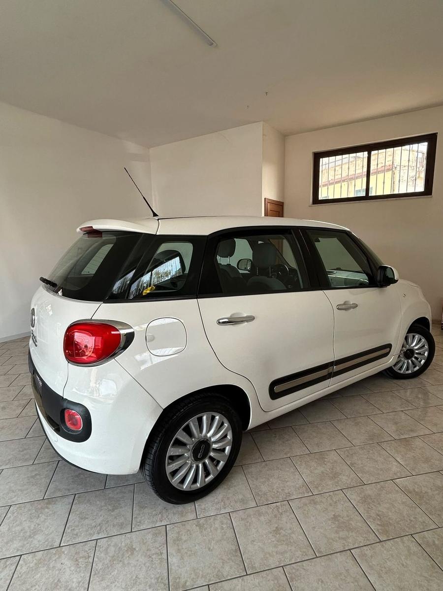 Fiat 500L 2014 — engine 1.248 cm³, 84 HP (62kW)