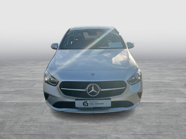 Mercedes-Benz B 200 d Advanced Kamera Multibeam Navigation foto 7