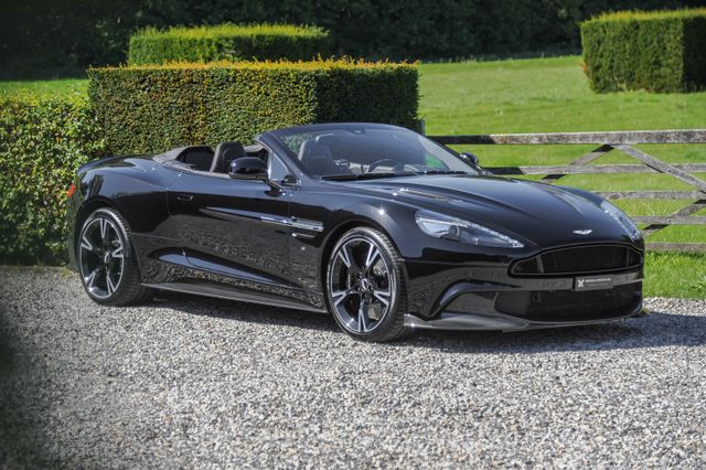 Aston Martin V12 Vanquish S Volante