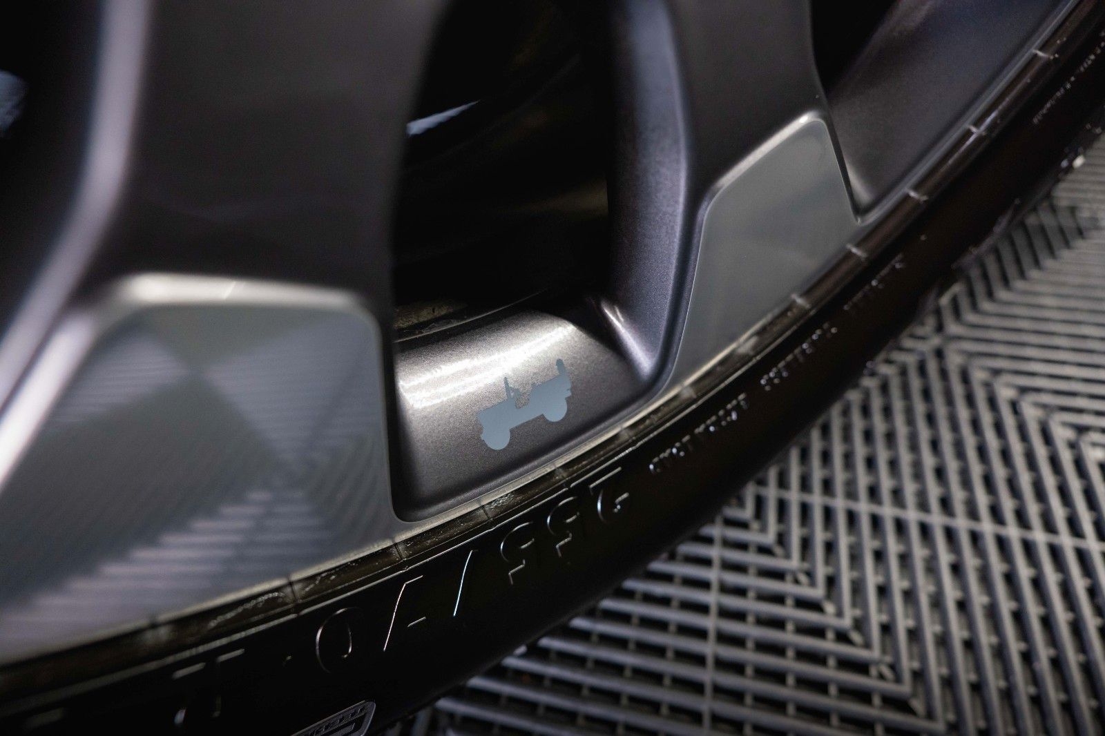 Fahrzeugabbildung Jeep Wrangler Unlimited Sahara OVERLAND 4x4 *LED*ACC*