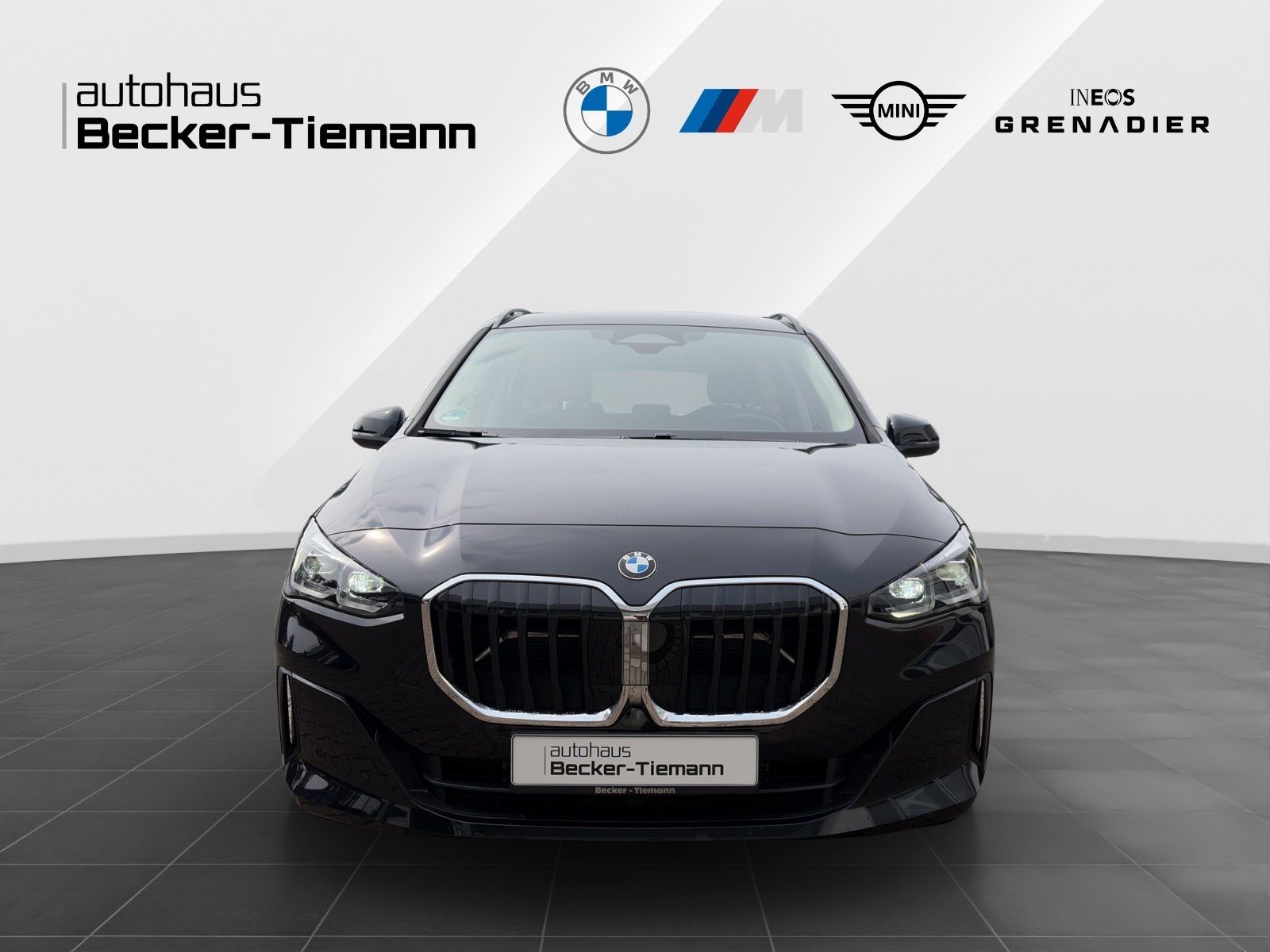 BMW 220i Active Tourer 5 Jahre Grantie Fin. ab 2,4 foto 3