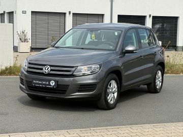 Volkswagen Tiguan - 2