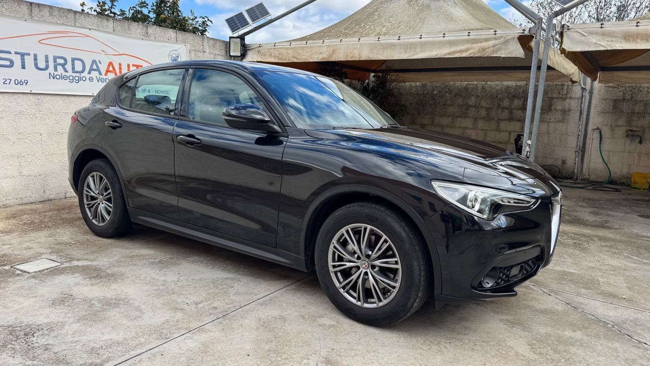 Alfa Romeo Stelvio 2.2 Turbodiesel 190 CV AT8 Q4 imagem 3