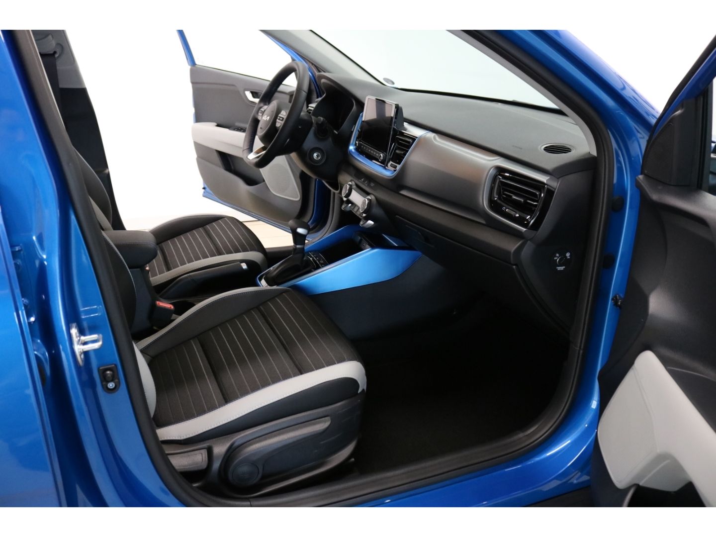 Fahrzeugabbildung Kia Stonic Nightline Edition 1.0 T-GDI Mild-Hybrid E