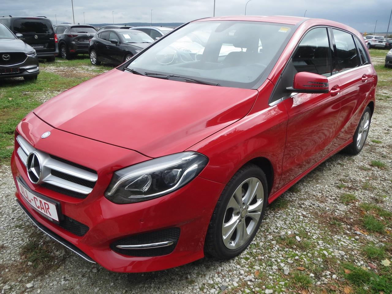 Mercedes-Benz B 200 Urban Automatik*Navi*Kamera*LED*SHZ*Leder