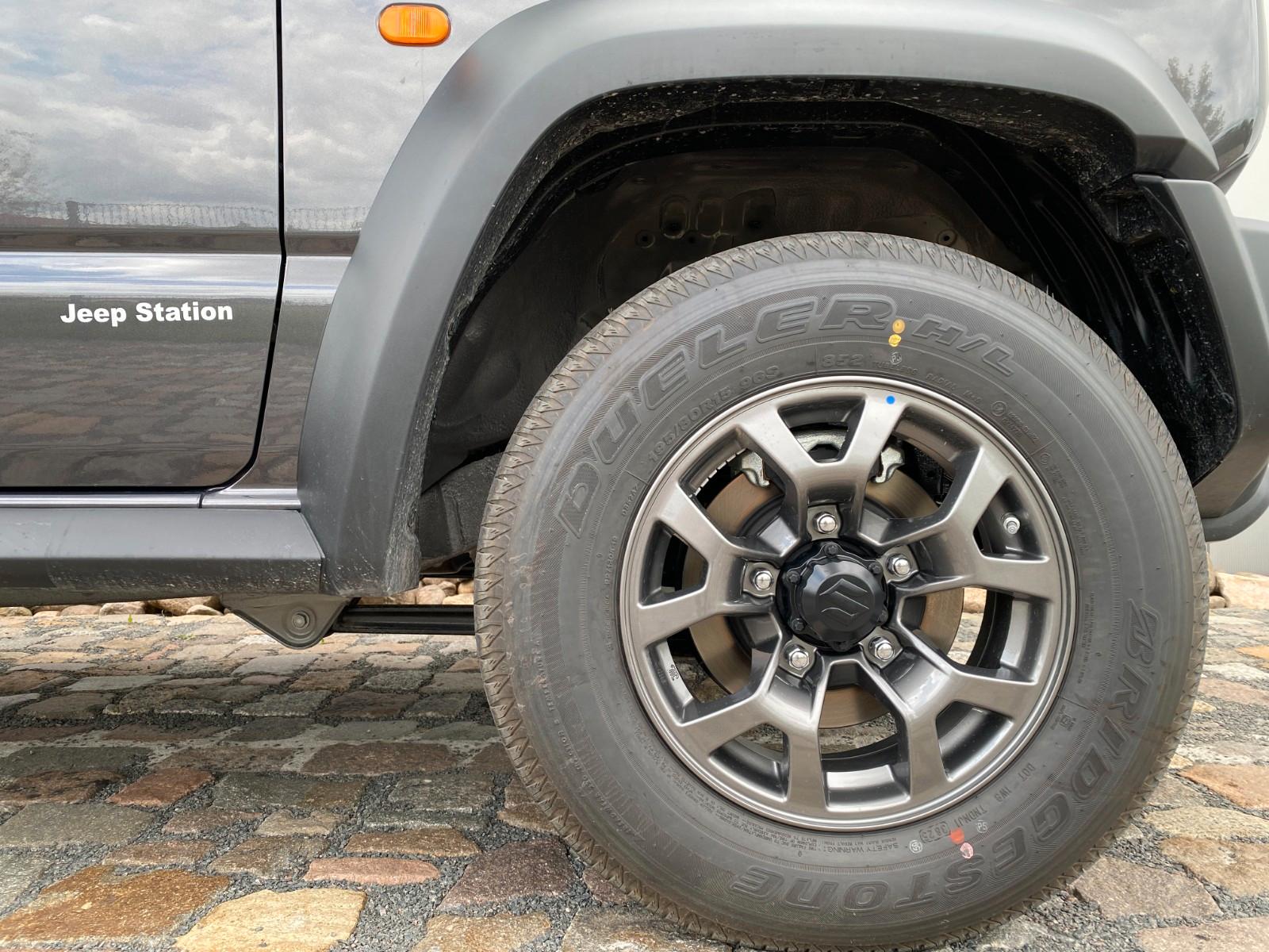 Suzuki JIMNY AUTM. GLX PKW 5 TÜRER 4 SITZE 4x4 ALLGRIP