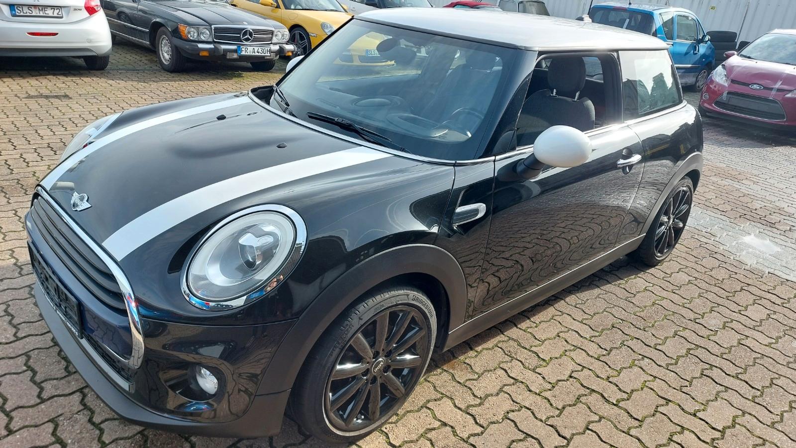 MINI Mini Cooper Navi Sportsitze Winterpaket LED