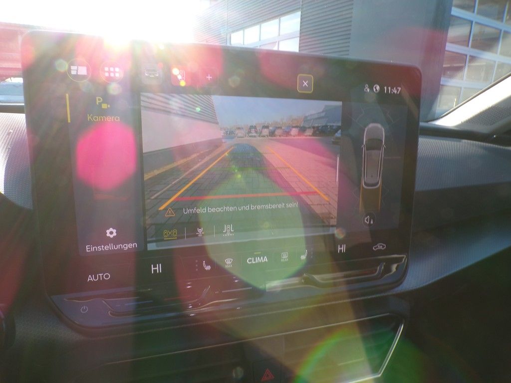 Fahrzeugabbildung SEAT Leon Sportstourer 1.5 eTSI DSG Road Edition