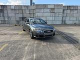 Audi S4 V8 Avant Bose Bi-Xenon Sitzhzg.V+H AHK PDC - Audi S4 aus 2006: Kombi