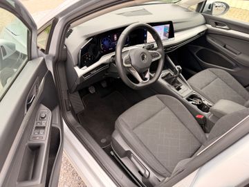 Volkswagen Golf - 11