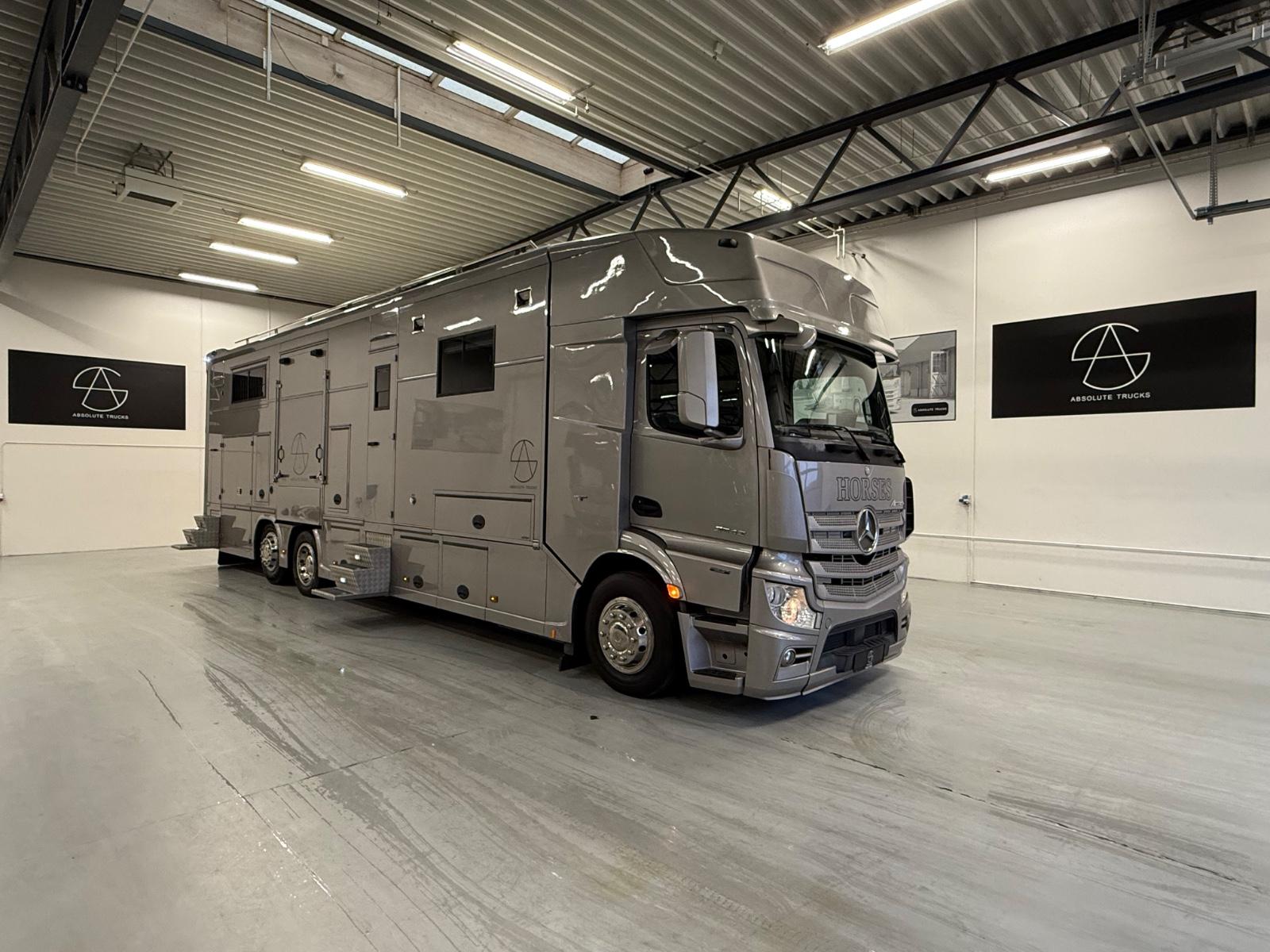 Mercedes-Benz ACTROS 2540 JK 7 HORSES WITH  POP-OUT