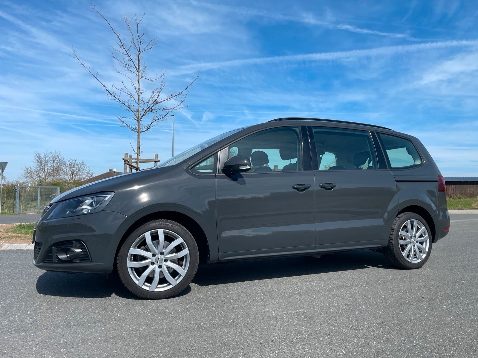 SEAT Familienauto Seat Alhambra 150PS DSG 7-Sit...