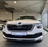 Skoda Kamiq Style Autom. *LED *AHK *Kamera *ACC - Skoda Kamiq Gebrauchtwagen in Hamburg