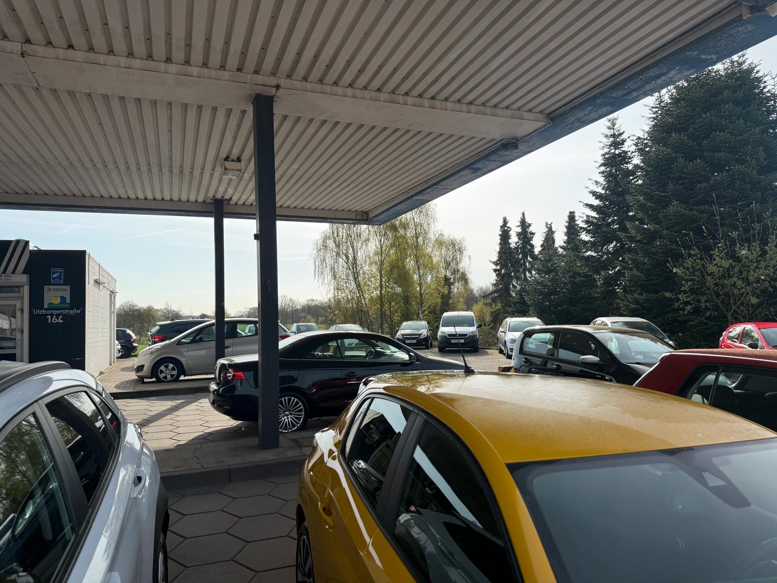 showroom-image-bottom