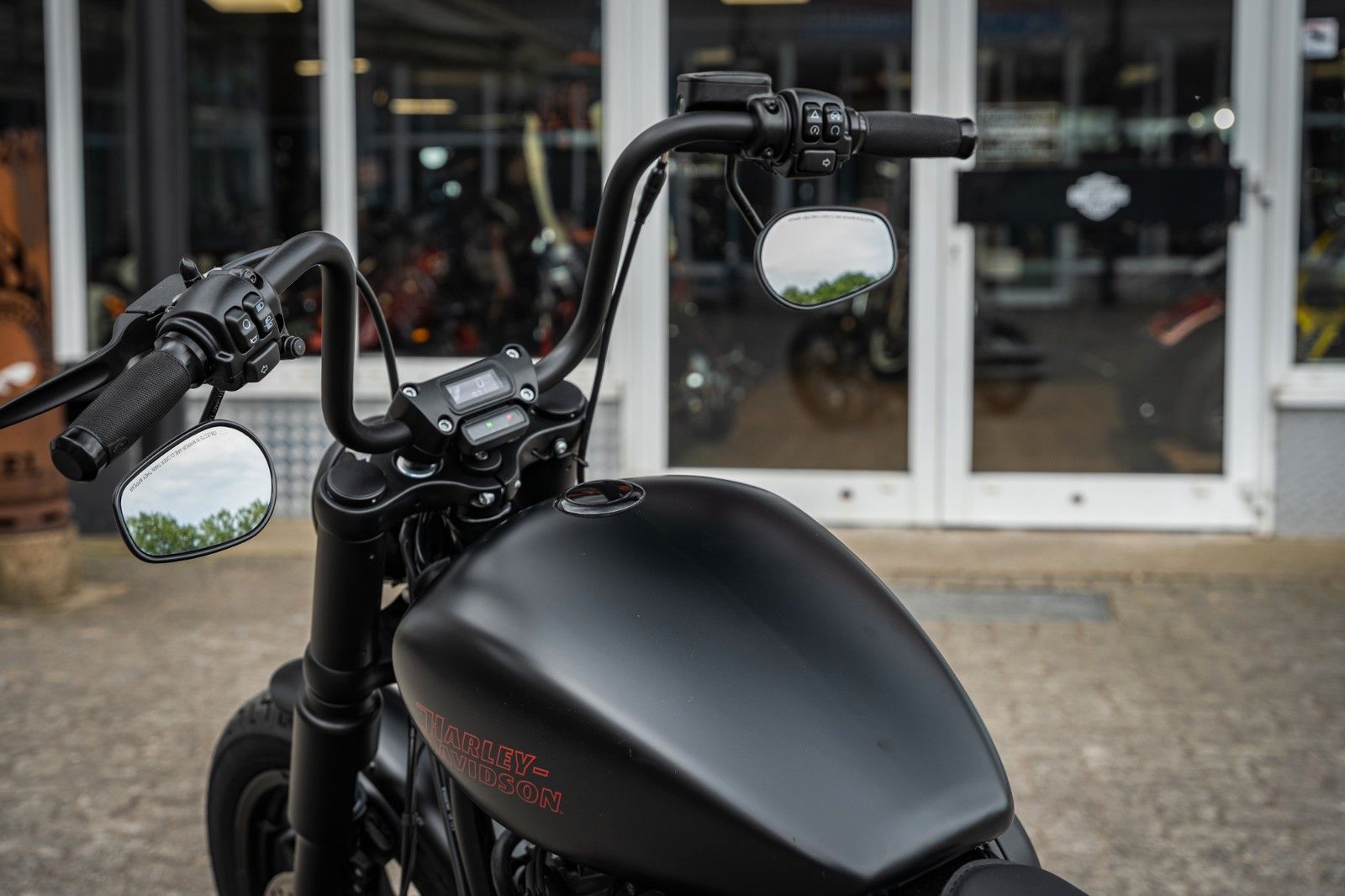 Fahrzeugabbildung Harley-Davidson SOFTAIL STANDARD FXST MY23  - HD KIEL UMBAU