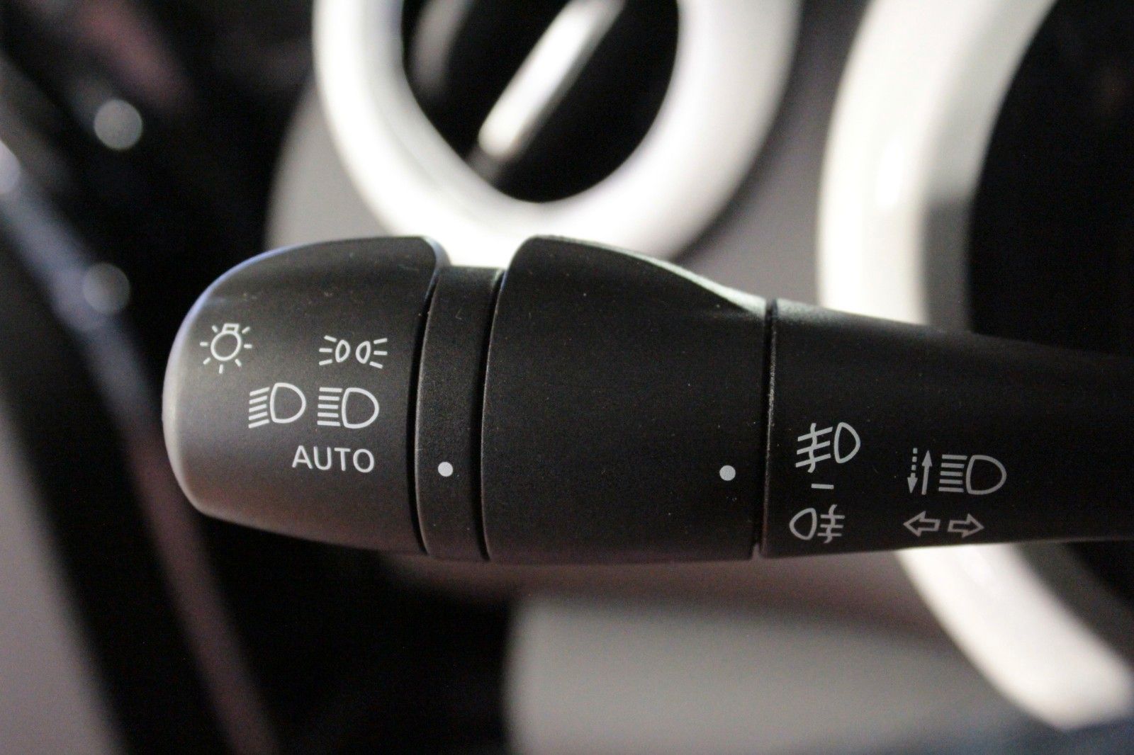 Fahrzeugabbildung Renault Twingo E-Tech 100% elektrisch*Plus Winterräder