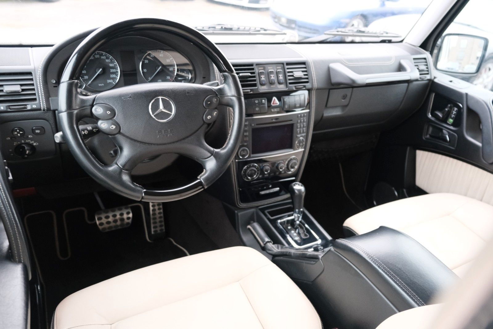 Fahrzeugabbildung Mercedes-Benz G 500 Designo Edition mit G 63 Optik im Topzust.