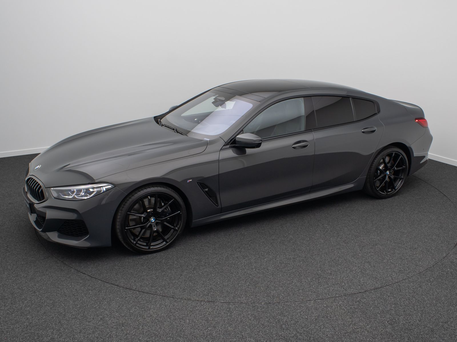 Fahrzeugabbildung BMW M850i xD GC 360°DAB Laser DisplKey SoftClose H/K