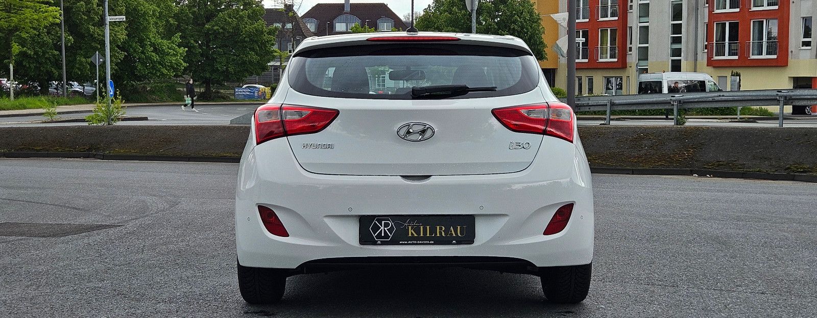 HYUNDAI i30 blue Euro 6 Alufelgen 8-fach bereift
