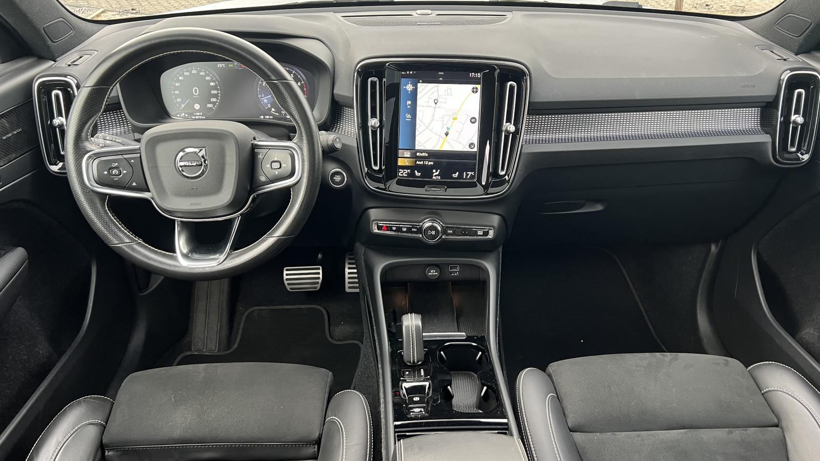 Volvo XC40 R Design AWD/ Pano/ AHK/ 360°/ BLIS/ HK