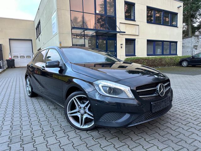 Mercedes-Benz A 220 CDI SzH LED LEDER PDC 18 ZOLL