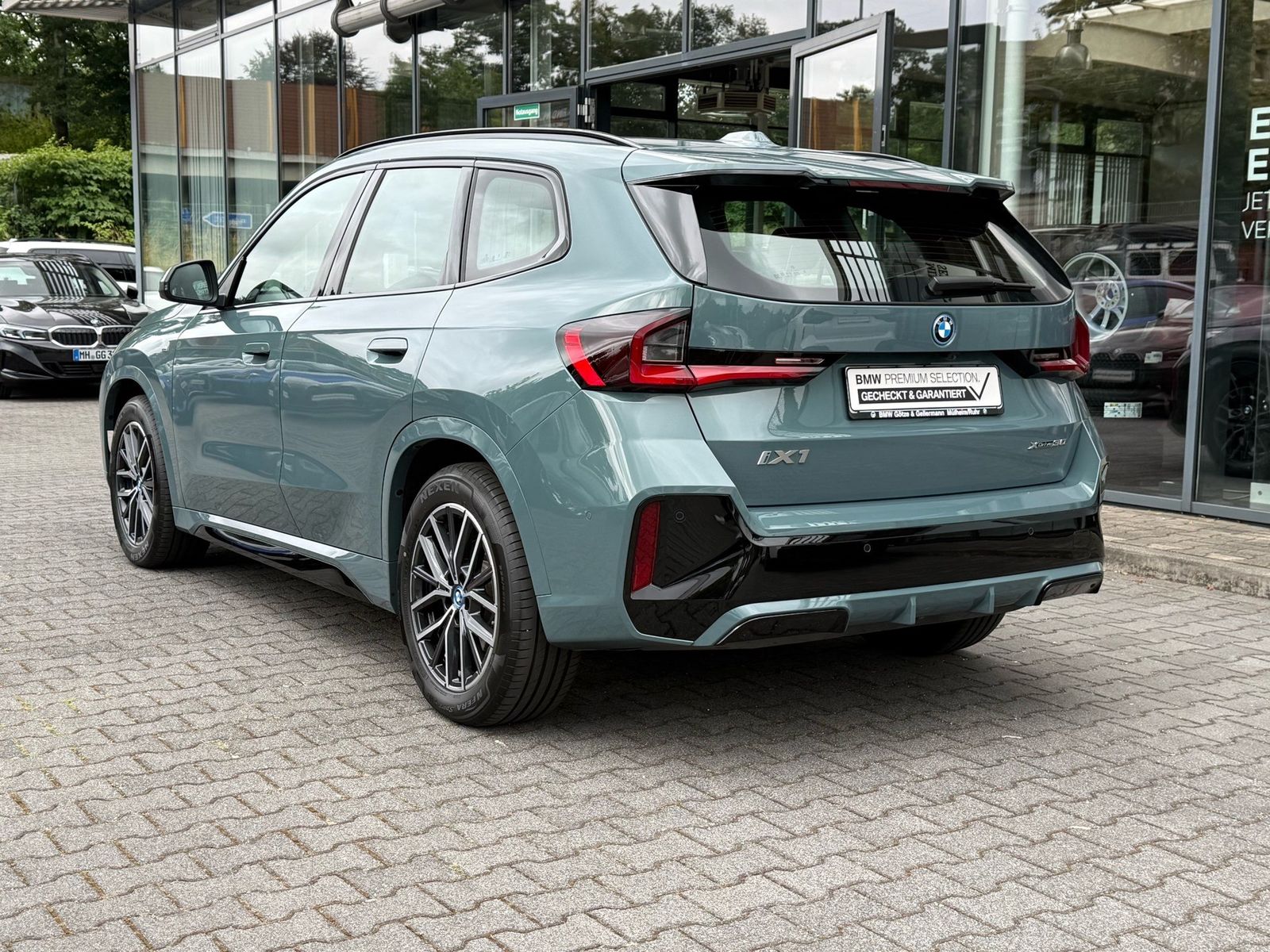 BMW iX1 xDrive30 M Sport Stop&Go HeadUp Memory foto 4