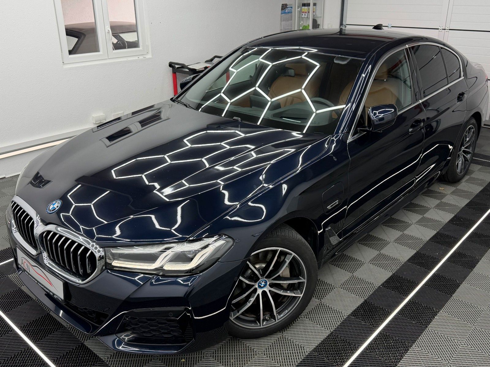 Fahrzeugabbildung BMW 530 e M SPORT/LED/HuD/LIVE COCKPIT+/19% MwSt.