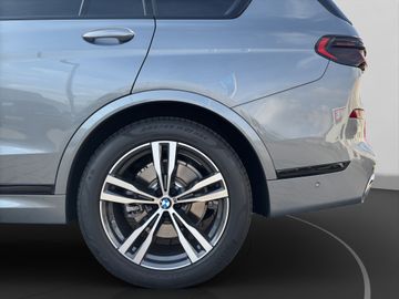 BMW X7 - 12