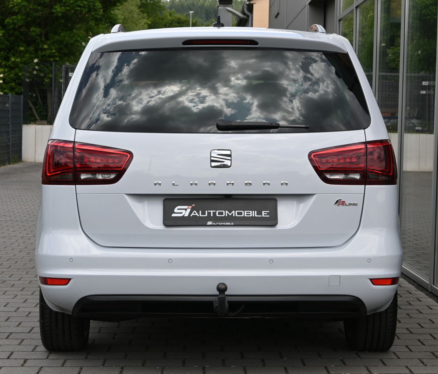 Fahrzeugabbildung SEAT Alhambra 2.0 TDI S&S FR-Line DSG °AHK°DCC°STHZ°