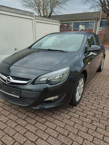 Opel Astra J 2.0 CDTI Lim. 5-trg. Style Design Paket