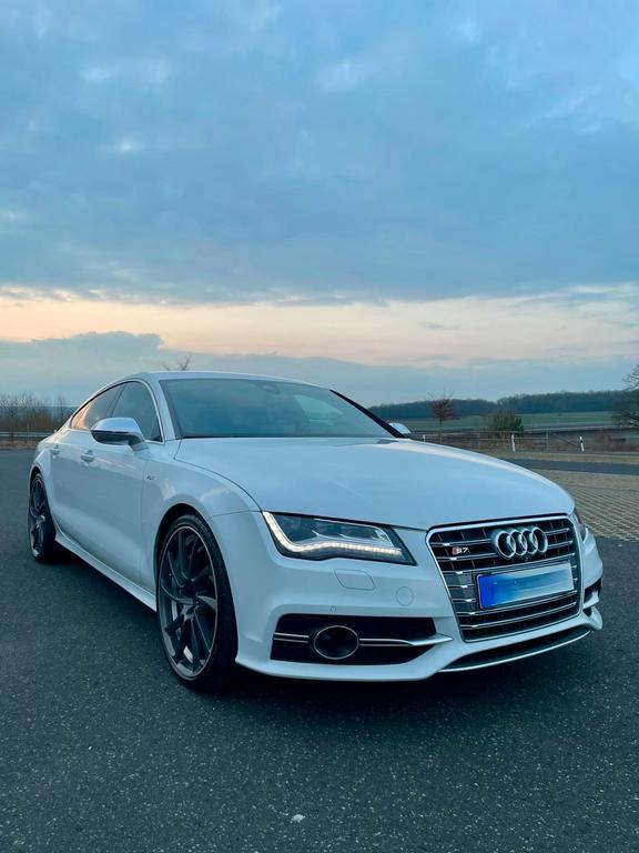 Audi S7