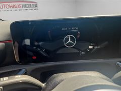 MERCEDES-BENZ A 250 AMG Line El. Panodach Navi Digitales Cockp