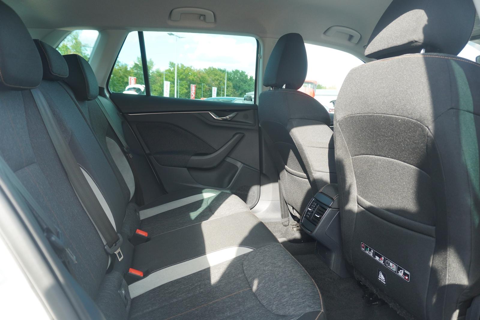 Skoda Kamiq 1.0 TSI Style LED Tempomat DAB PDC