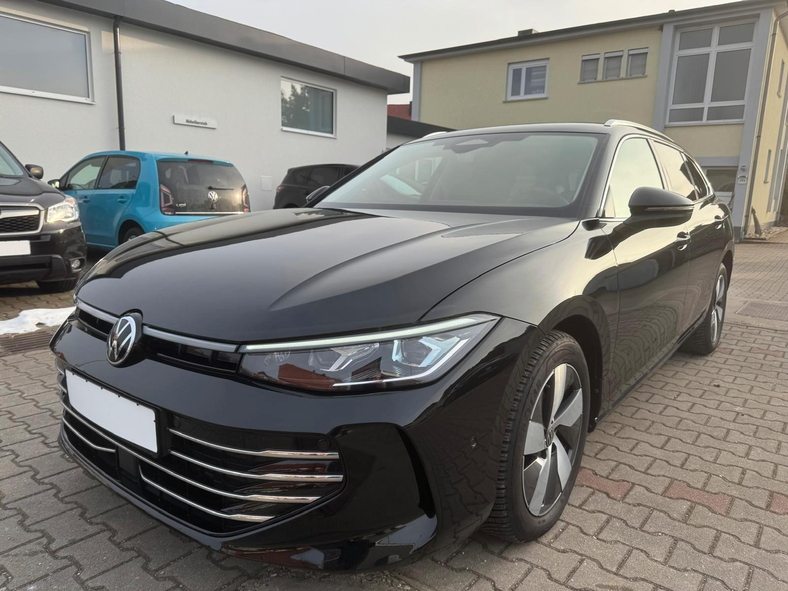 Volkswagen Passat Variant 2.0 TDI Elegance NAVI LED