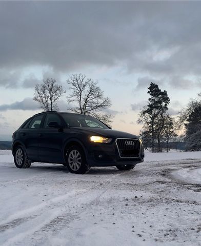 Audi Q3 U8 2.0 TDI