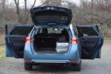 Toyota Auris Touring Sports Hybrid 1,8-l-VVT Comfor... - Toyota: Sport