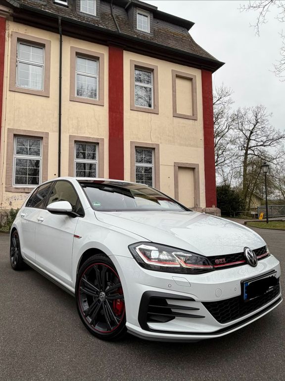 Image of Volkswagen Golf