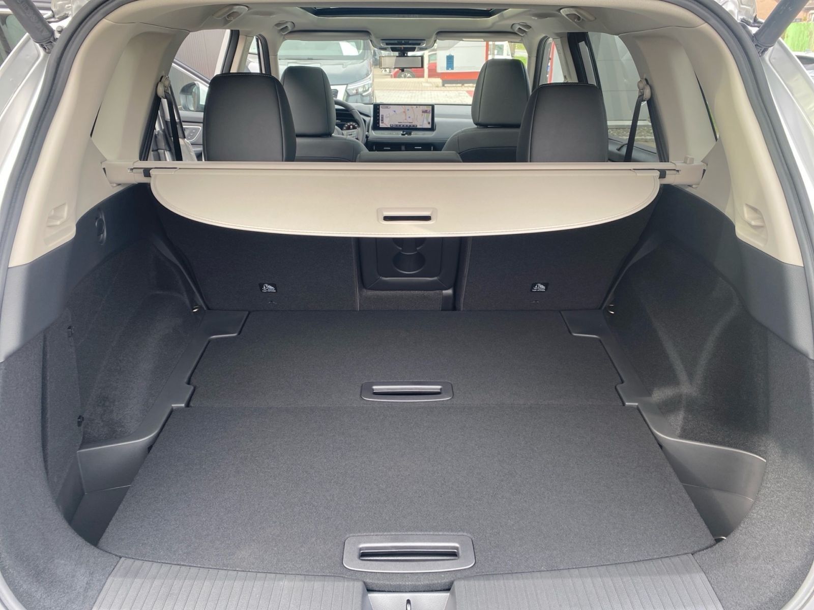 Fahrzeugabbildung Nissan X-Trail e-Power e-4orce 4x4 TEKNA+ *Bose*HUD*20Z