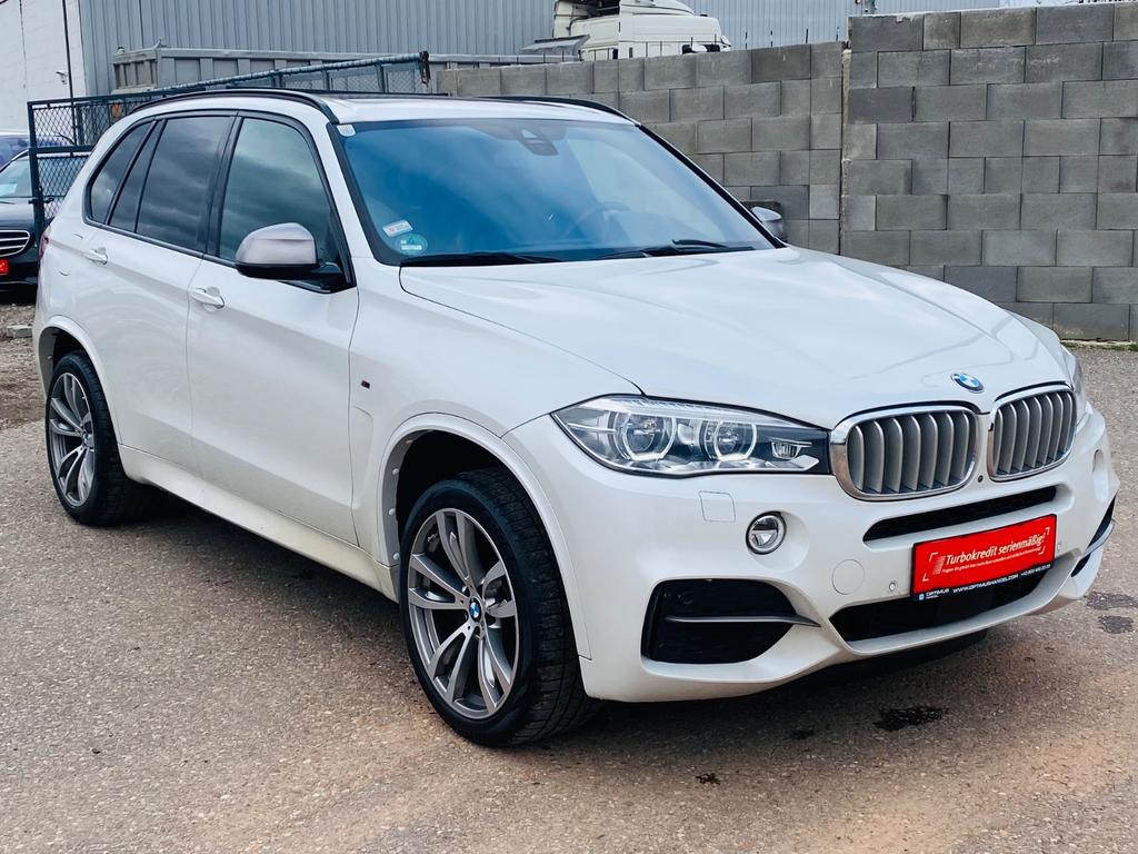 BMW X5 M50