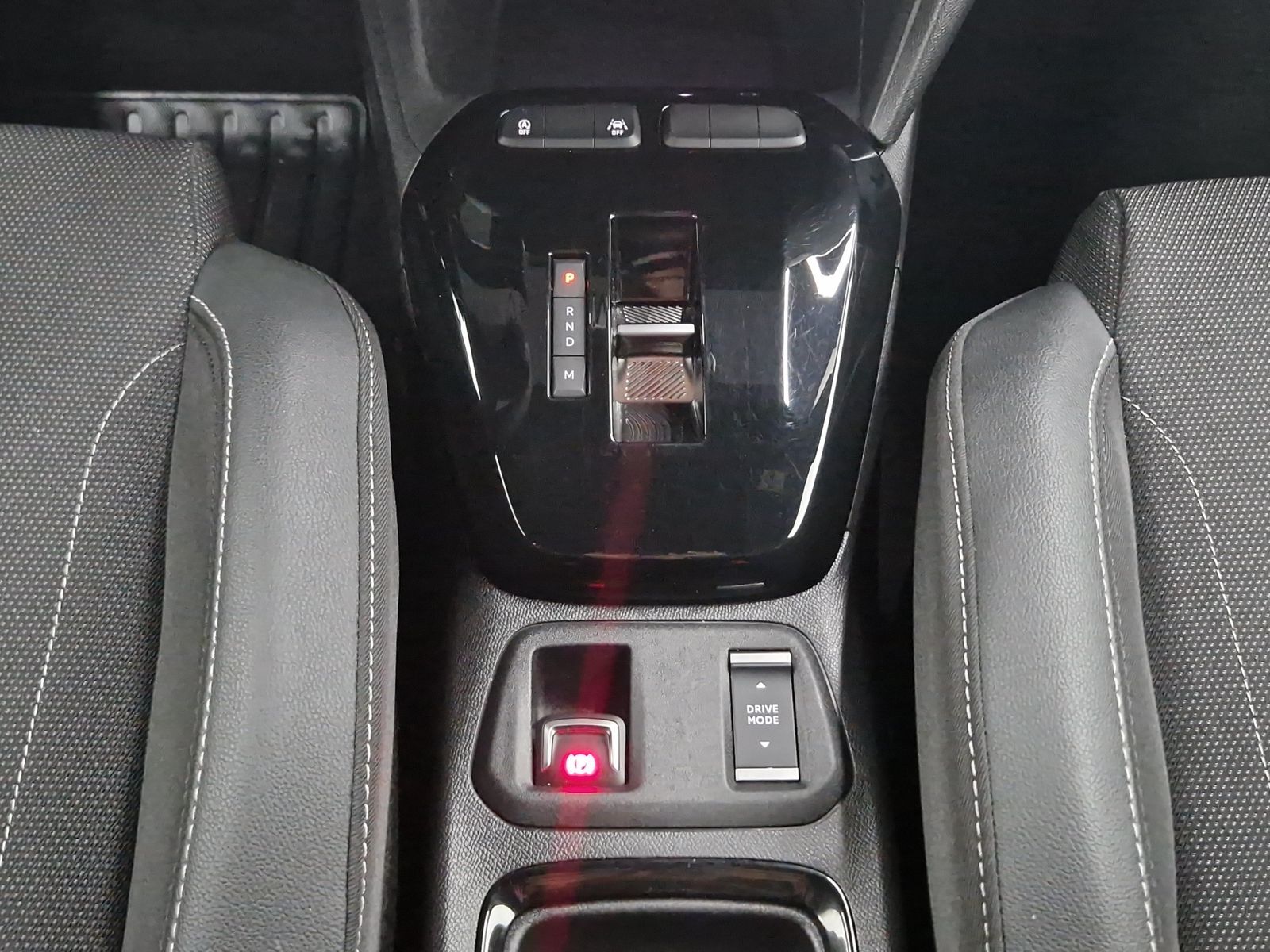 OPEL Corsa  1.2 Turbo HEV GS LED CarPlay – Bild 20