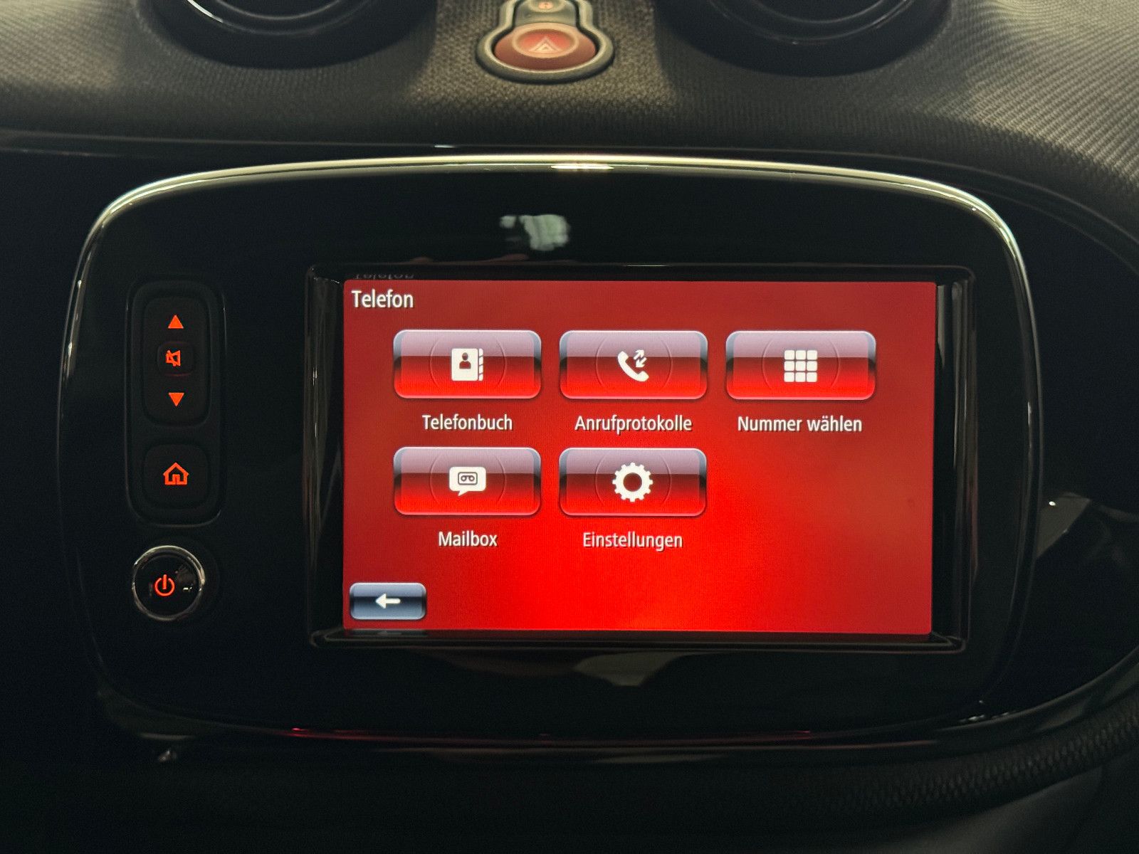 Fahrzeugabbildung Smart ForTwo Coupe EQ PRIME EXCLUSIVE ABSOLUT VOLL 22K