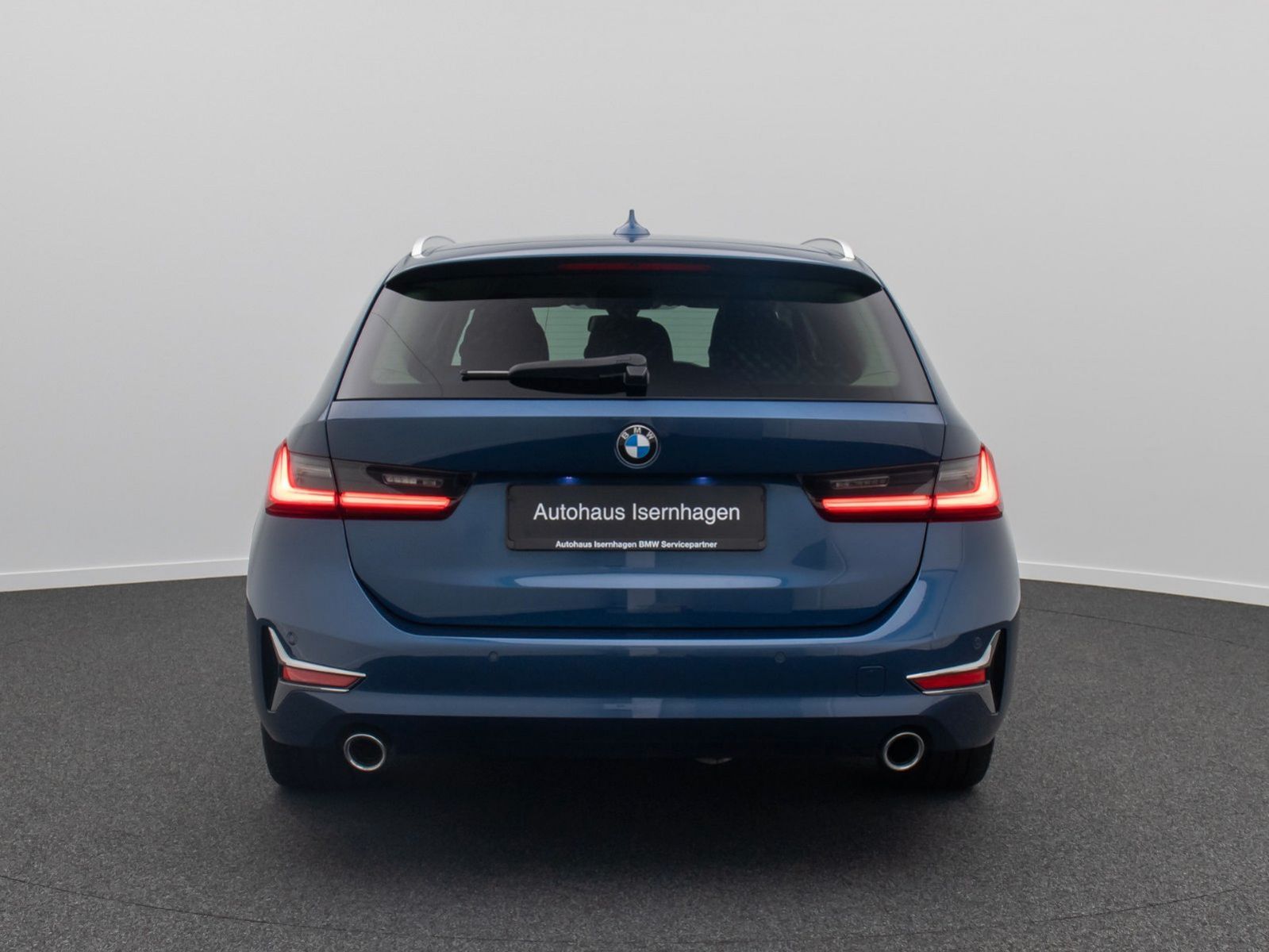 Fahrzeugabbildung BMW 320d Luxury Line DAB CockpitPlus PDC Leder