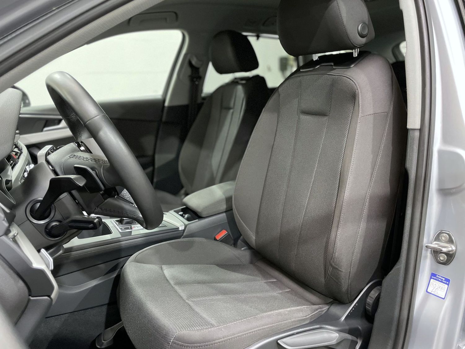 Fahrzeugabbildung Audi A4 35 TDI S-tronic #Kamera#LED#Navi#AHK