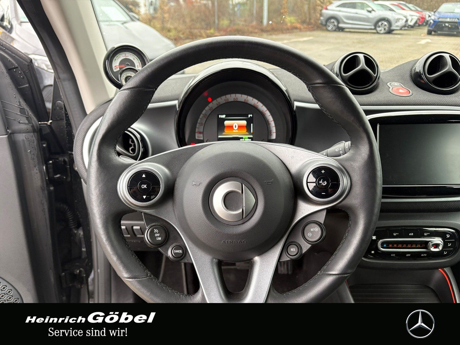 Fahrzeugabbildung Smart Smart EQ Cabrio*EXCLUSIVE-PAKET*CARPLAY*AMBIENTE