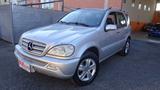 Mercedes-Benz MERCEDES - Classe ML - 270 turbodiesel CDI GANCI - Mercedes-Benz ML 270 mit Diesel-Antrieb
